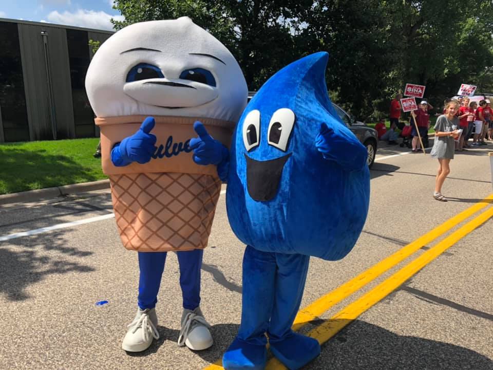 8-Parade.jpg