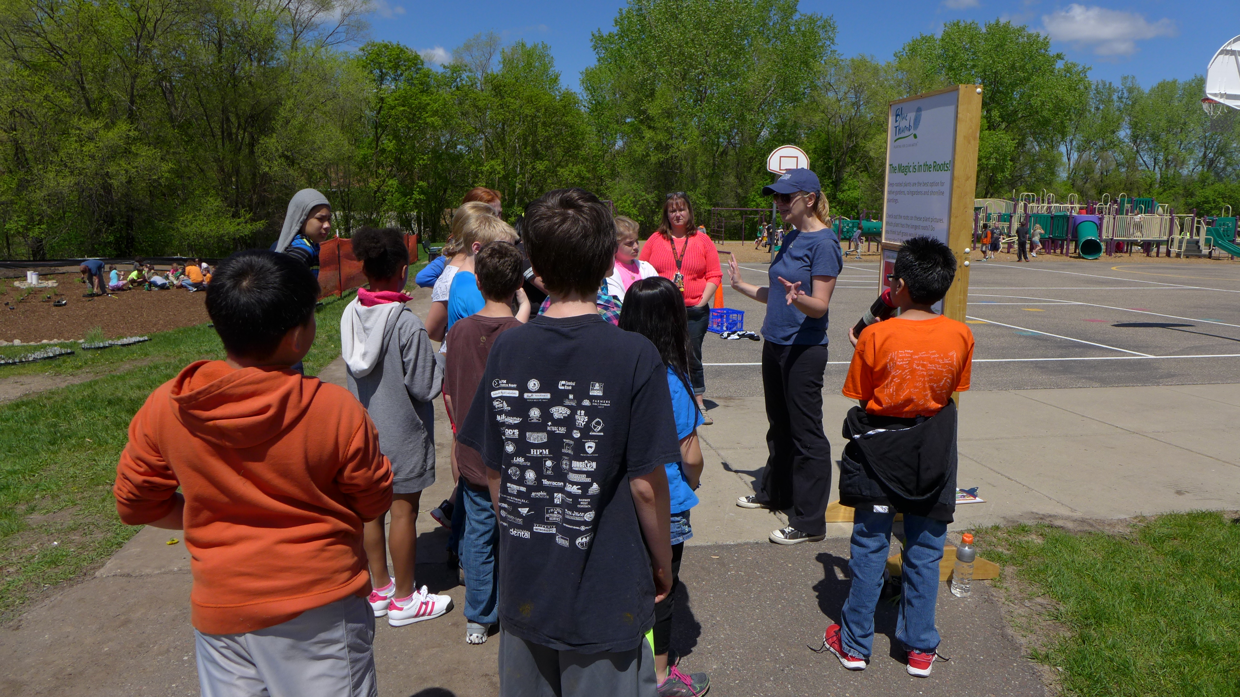 1 Community Blue VHES Raingarden 2014 (45).JPG