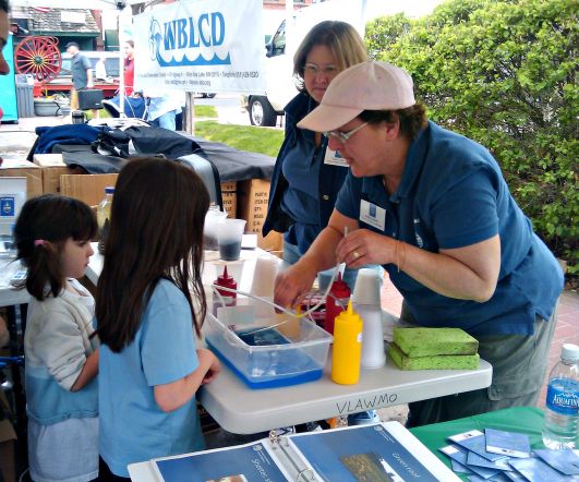 Volunteer WAV at Marketfest